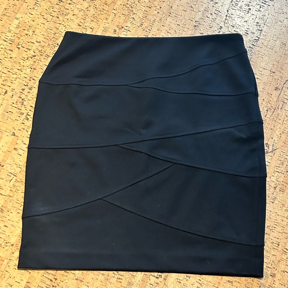Adrienne Vittadini Black Skirt